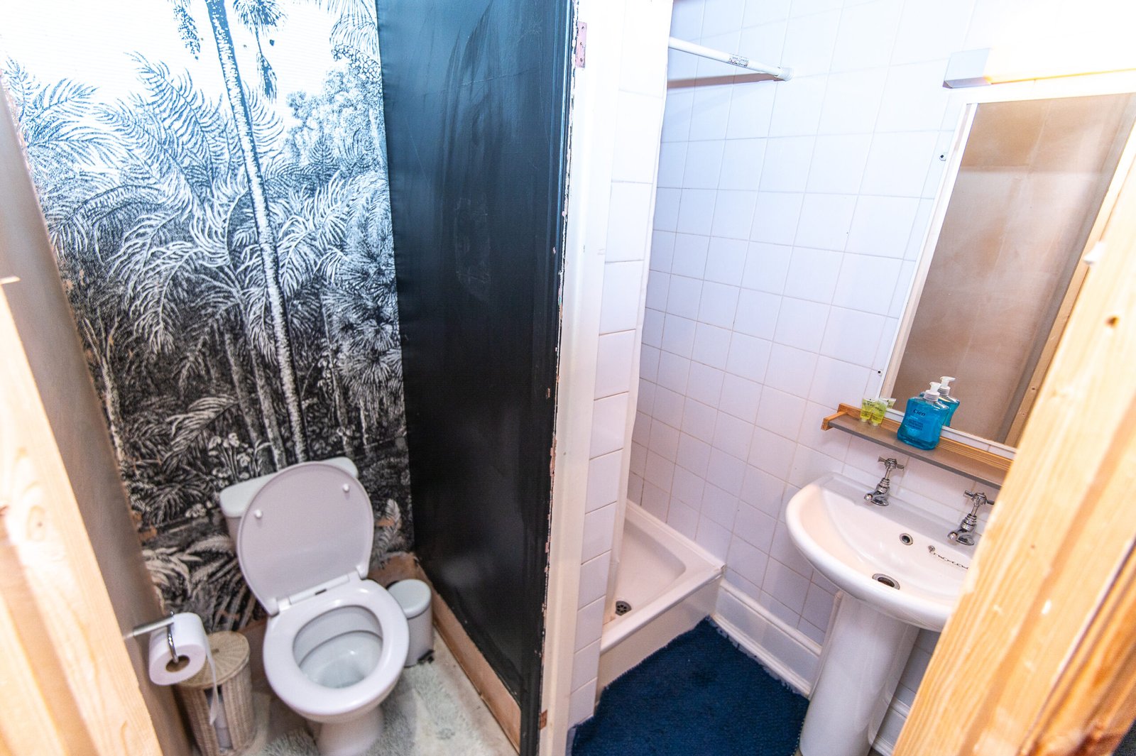 Compact Double Room view 4