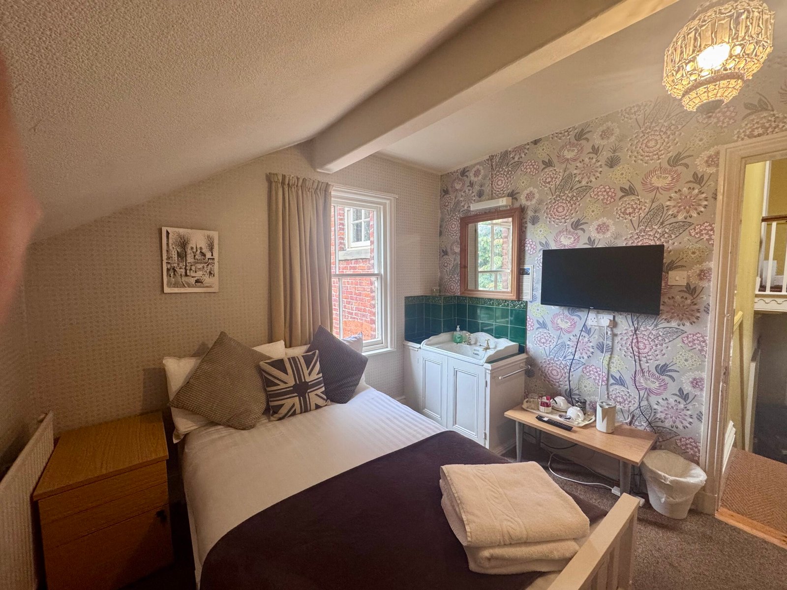 Compact Double Room view 1